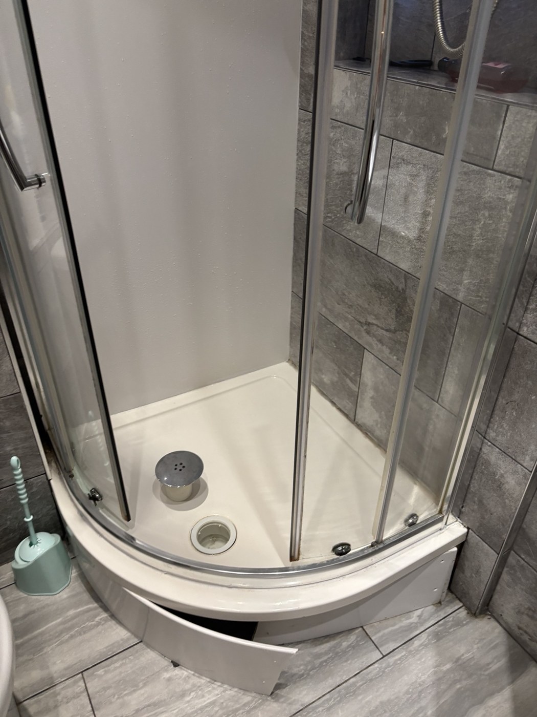 Clean shower tray after professional cleaning